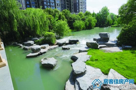 凯旋湾 凯旋湾